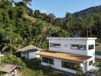 Ocean Peek Villa Bang Po Hotels near Mu Ko Ang Thong National Marine Park