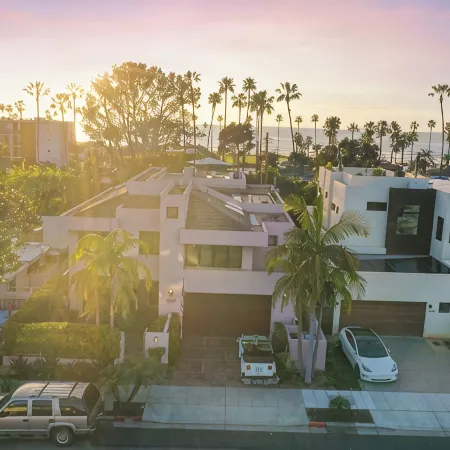 Sunset Beach House in Heart of La Jolla Shores