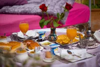 Riad Safir - breakfast