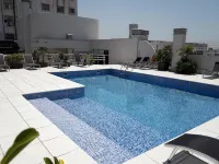 Plaza Real Suites Hotel - С бассейном