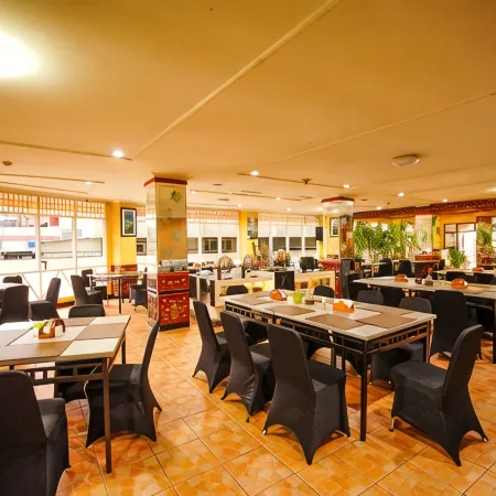 Kharisma Hotel