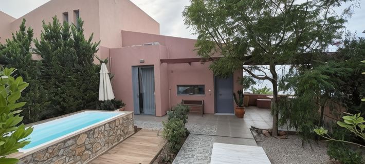 La Casa Del Sol Villa Hotels in Aegina