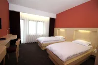 Hotel International Prishtina & Spa - balcony
