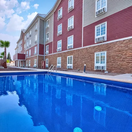 Extended Suites Saltillo Galerías