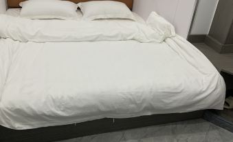 Qinzhou Port Hongxing Hotel