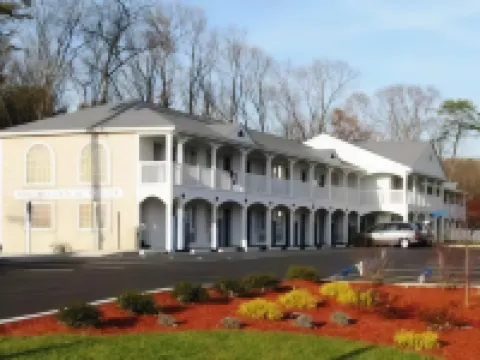 Studio Inn and Suites