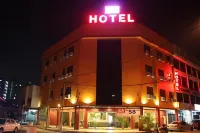SE Two Hotel