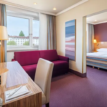 Best Western Raphael Hotel Altona Hotels near Altonaer Theater