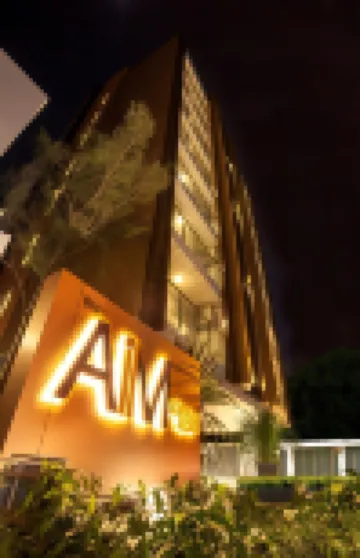 โรงแรม ดิ เอม สาทร โรงแรมใกล้สาทร พลัส ออน เดอะ พอนด์