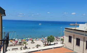B&B le Suites di Costanza - Housity