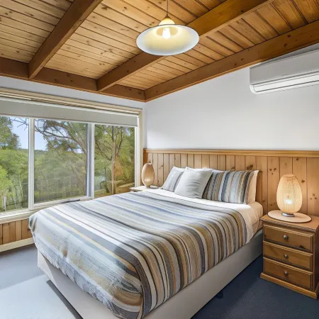 Lorne Bush House Cottages & Eco Retreats