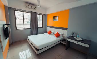 Hotel Aashish Deluxe Pet Friendly