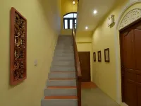 The Golden Wells Residence Chiang Mai Hotels in Mueang Chiang Mai District