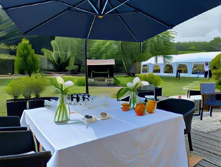 Logis Hotel le Manoir des Portes