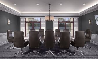 3. Hyatt Re..