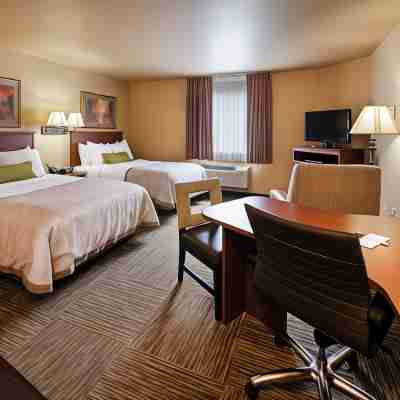 Candlewood Suites ST. Robert Rooms