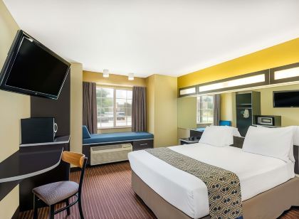 Microtel Inn & Suites by Wyndham Bowling Green