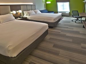 Holiday Inn Express & Suites Evansville North