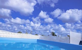 Luxury Rooftop Pool Private Secure Villa