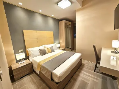 Astoria Supreme - Modern Boutique Suites Hotel dekat San Filippo Smaldone