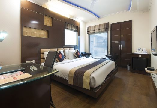 6. 호텔 르 카드레..