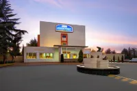 Howard Johnson by Wyndham Toluca Hotels in der Nähe von Flughafen Toluca