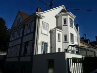 Salutho Hotel dekat Chapelle Saint Quirin