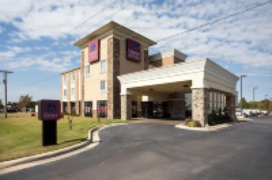 Comfort Suites Jonesboro University Area Hôtels à : 