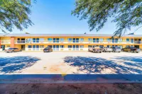 Castle Inn & Suites by OYO Chickasha Hotel in zona University of Science & Arts of Oklahoma