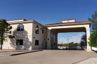 Travelodge by Wyndham Carlsbad NM Hotels in Carlsbad