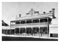 Oxford on Otho Hotels in Inverell