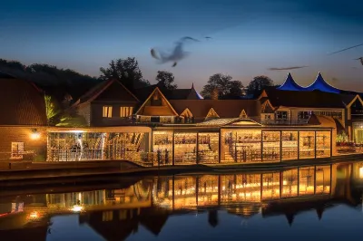 The Swan, Streatley, Berkshire Отели в г. Вудкот