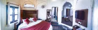 Dwivedi Hotels Palace on Steps