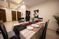 Lakeside Suites