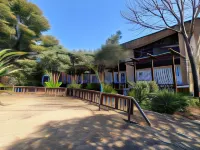 Airport Inn Bed and Breakfast - สัตว์เลี้ยง