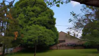 Le Clos de la Font Queroy Hotel dekat Aventure Parc Lacs De Haute Charente