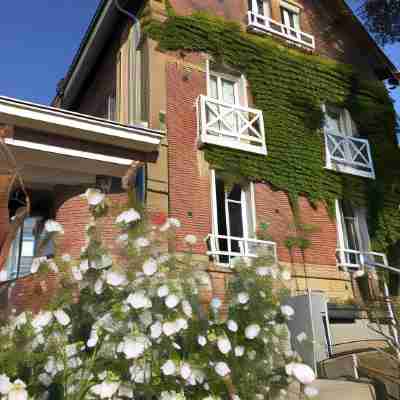 Hôtel De La Terrasse Hotel Exterior