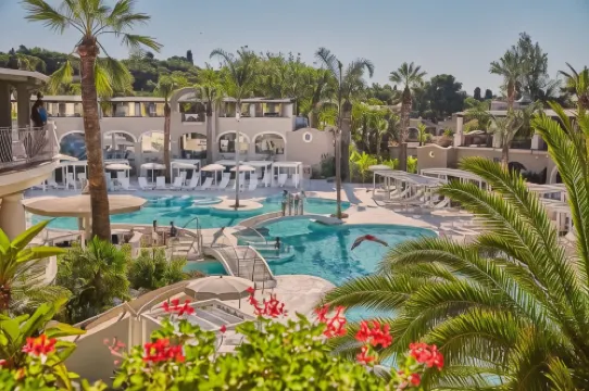 フォーテ ビレッジ リゾート - Il ボルゴ