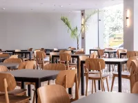 Island City Hotel