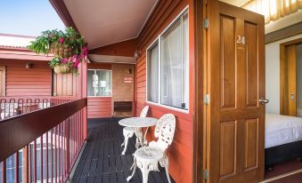 Downs Motel