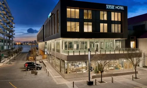Seaside Hotel North Vancouver
