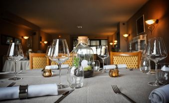 Le Cheval Blanc - Lac du der - Logis Hotel
