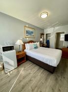 The Palomar Inn