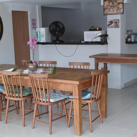 Ipê Rosa Hotel