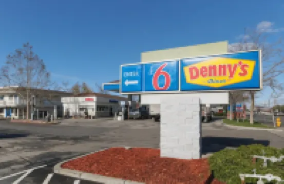 Motel 6 Hayward, CA- Silicon Valley Gateway