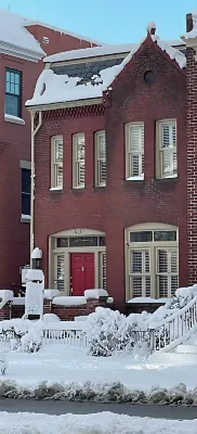 Luxury Historic 1880's Victorian Home w/ hot tub!