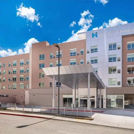 Hyatt House la University Medical Center Отели рядом с достопримечательностью «Стадион «Доджер-стэдиум»»