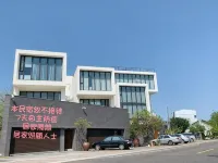 Waterfront 180 Hotels near Anping Fort