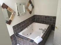 Economy Inn Cuyahoga Falls Hotels in Akron