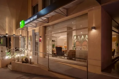 ibis Styles Beaulieu Sur Mer Hôtels à proximité de : Carrefour Centre Commercial Tnl Rue de Roquebilliere 06300 Nice, France